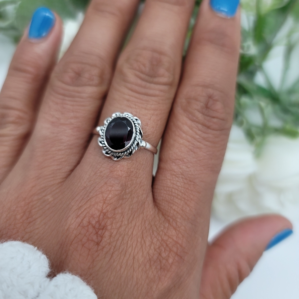 🥰 ROPED GARNET RING - Picture 5 of 8